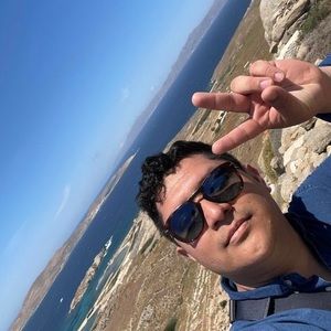 Meet your Posher, Alejandro